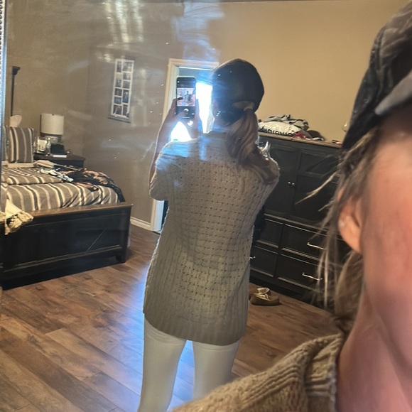 Apt 9 Taupe cardigan - Picture 2 of 2